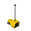 PX 10100-A, PEDAL SIMPLE DE POLIMERO C/ PROTECCION AMARILLO C/ BARRA DE TRANSPORTE DE TECNOPOLIMERO(400MM), 1NA+1NC, ACCION RAPIDA, CONEX. PG13.5, IP53