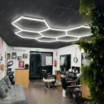 LÁMPARA HEXAGONAL LED ADOSABLE A TECHO/PARED TIPO PANAL «V» – KIT COMPLETO 06 HEXAGONALES LUZ BLANCA